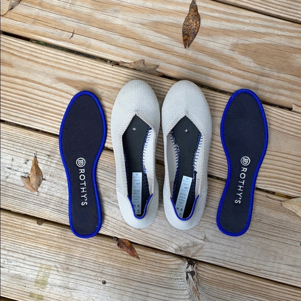 Rounded Rothys Sz 7